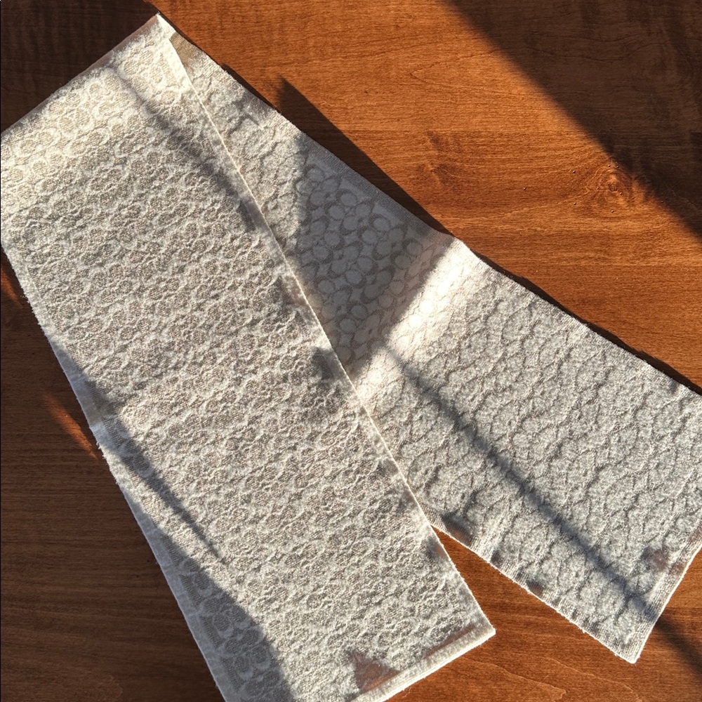 Cream and gold coach scarf